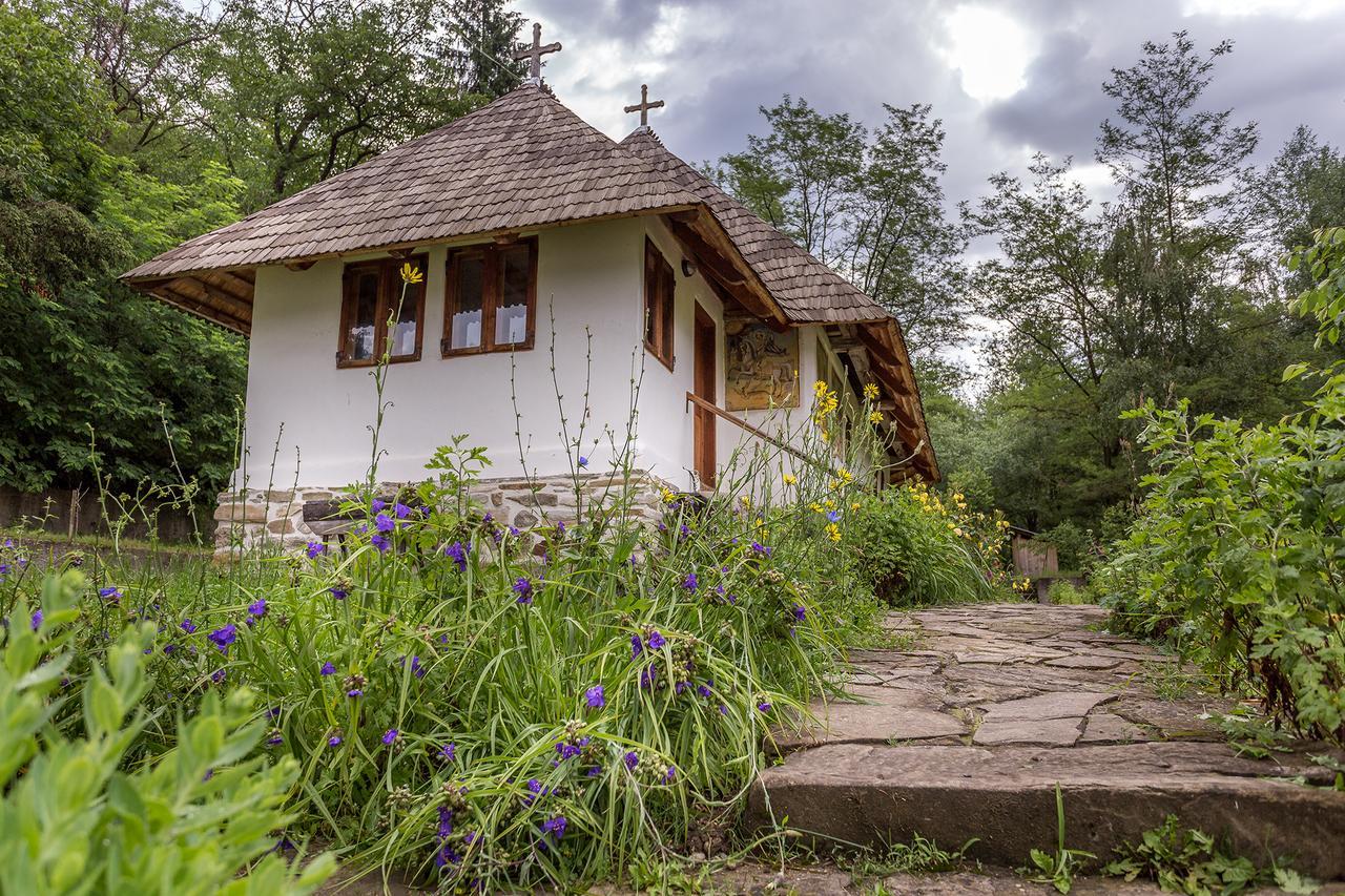 Hanul Vatra Horezu Exterior photo